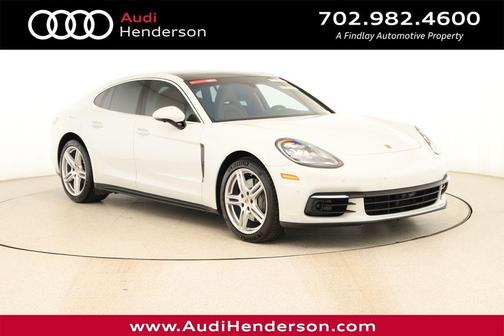 Carrara White Metallic 2018 Porsche Panamera 4S