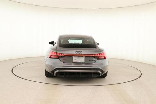 2024 Audi RS e-tron GT Base