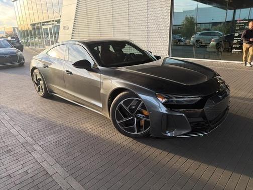 2024 Audi RS e-tron GT Base