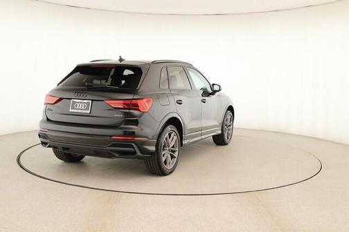 2025 Audi Q3 45 S line Premium
