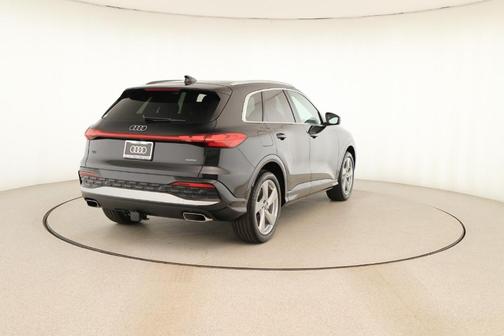 2025 Audi Q5 2.0T quattro Premium