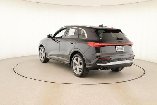 2025 Audi Q5 2.0T quattro Premium