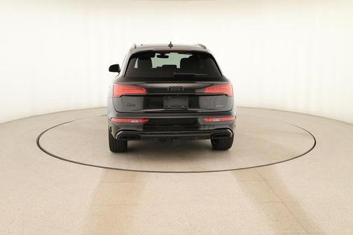 Mythos Black Metallic 2023 Audi Q5 45 S line Premium Plus