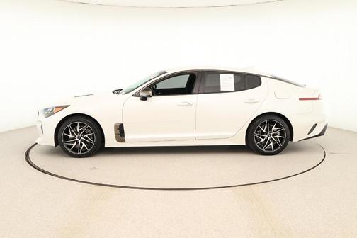 2023 Kia Stinger GT-Line