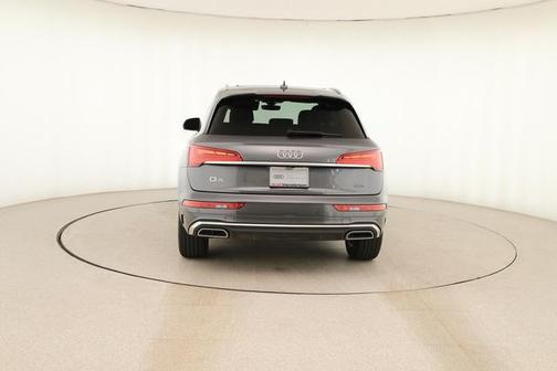 2023 Audi Q5 45 S line quattro Premium