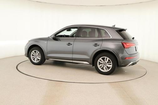 2023 Audi Q5 45 S line quattro Premium
