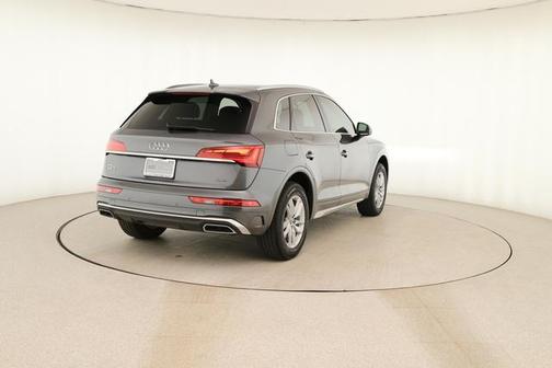 2023 Audi Q5 45 S line quattro Premium