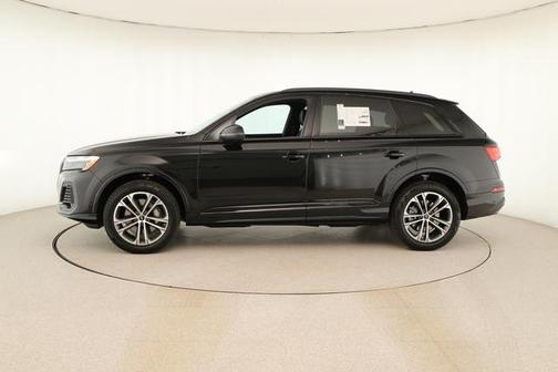 2026 Audi Q7 45 Premium