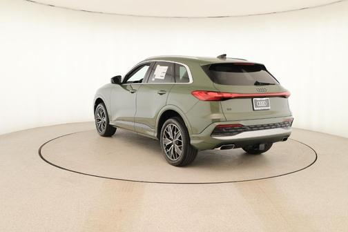 2025 Audi Q5 2.0T quattro Premium