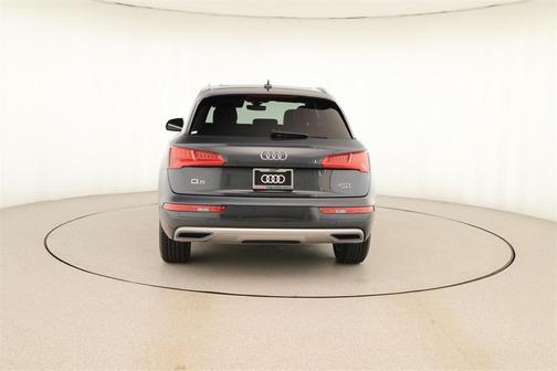 2018 Audi Q5 2.0T Premium Plus