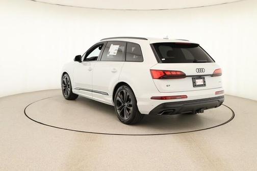 2026 Audi Q7 55 Prestige