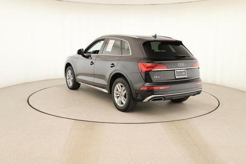 2022 Audi Q5 45 S line quattro Premium
