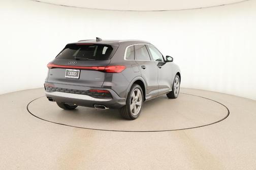 2025 Audi Q5 2.0T quattro Premium