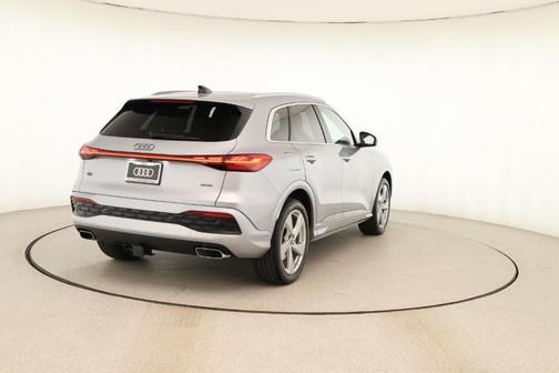 2025 Audi Q5 2.0T quattro Premium