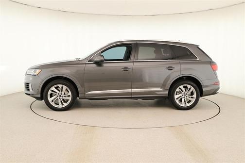 2023 Audi Q7 55 Premium Plus