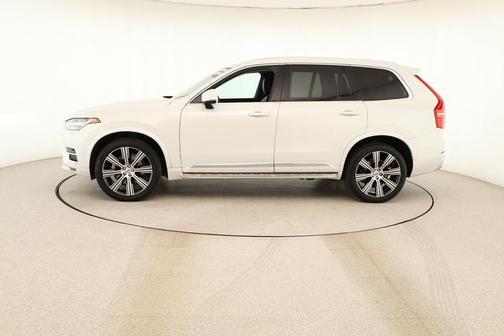 2022 Volvo XC90 T6 Inscription 7 Passenger