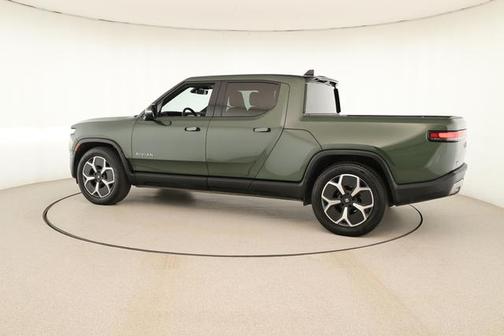 2024 Rivian R1T Adventure Package