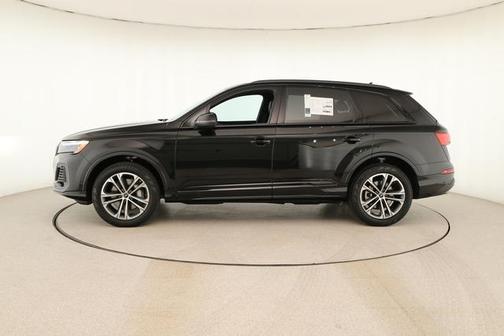 2026 Audi Q7 45 Premium