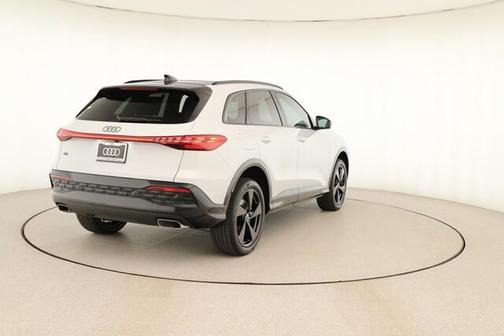 2025 Audi Q5 2.0T quattro Premium