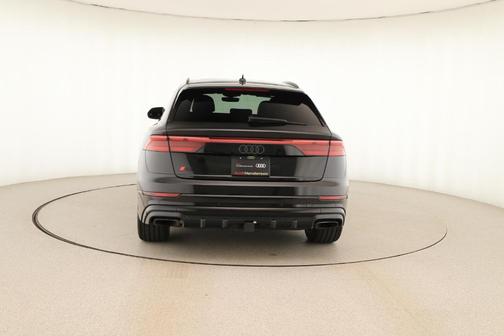 2025 Audi Q8 55 Premium
