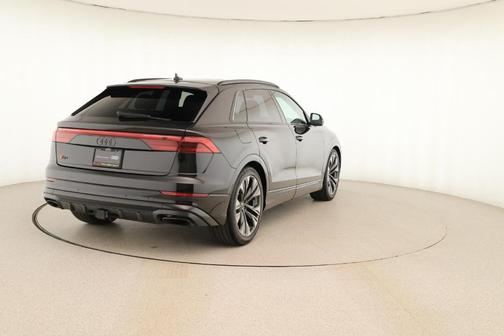 2025 Audi Q8 55 Premium