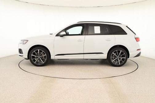 2023 Audi Q7 55 Premium Plus