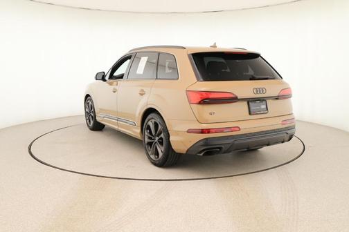 2025 Audi Q7 55 Prestige
