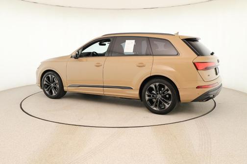 2025 Audi Q7 55 Prestige