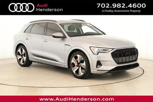 2023 Audi e-tron Premium Plus