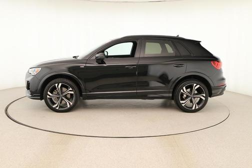 2024 Audi Q3 45 S line Premium