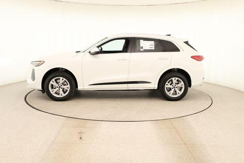 White 2026 Audi Q5