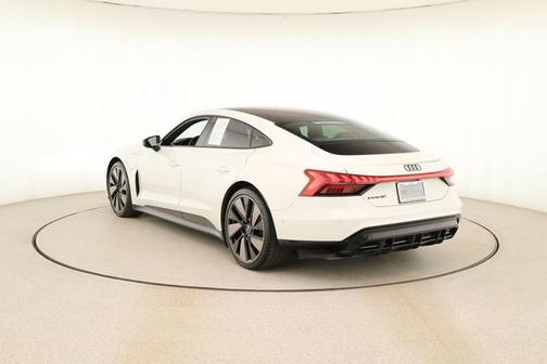 2024 Audi e-tron GT Prestige