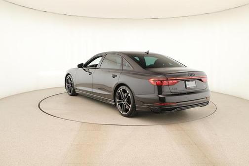 2025 Audi A8 L 55
