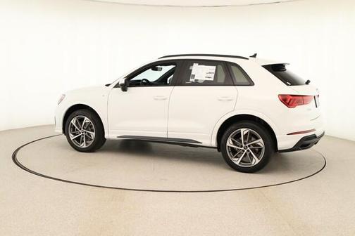 2025 Audi Q3 45 S line Premium