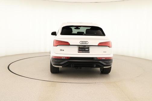 2025 Audi Q5 45 S line quattro Premium
