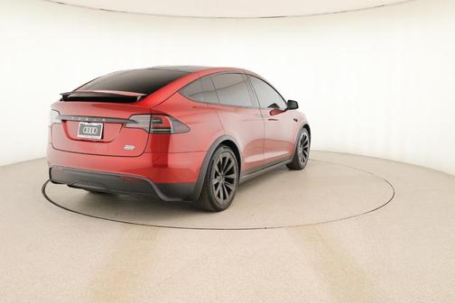 2023 Tesla Model X Plaid
