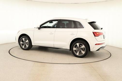 2023 Audi Q5 40 Premium