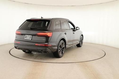 2026 Audi Q7 55 Premium Plus