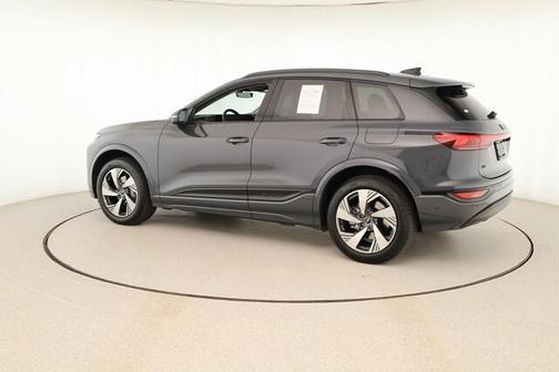 2025 Audi Q6 e-tron Premium