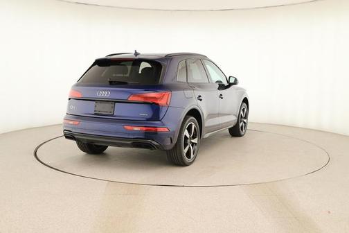 2022 Audi Q5 45 S line Premium Plus
