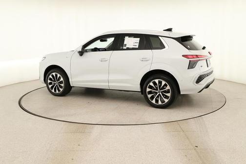 Glacier White Metallic 2026 Audi Q3 S line