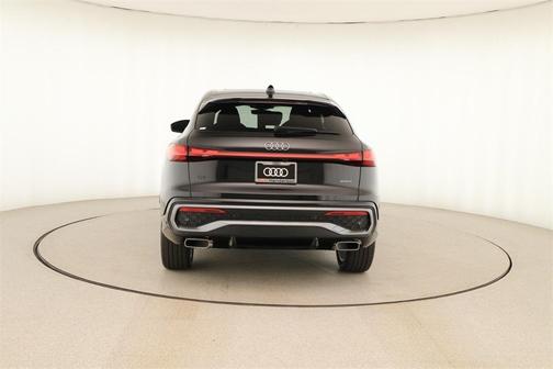 2025 Audi Q5 2.0T Premium