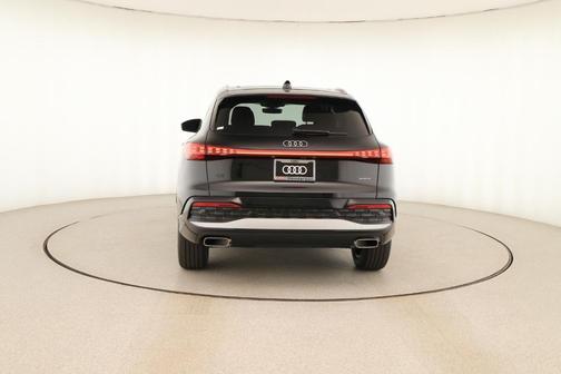 2025 Audi Q5 2.0T quattro Premium