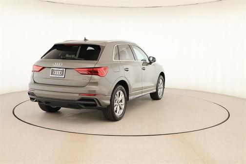 2025 Audi Q3 45 S line Premium