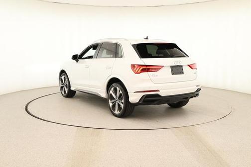 2021 Audi Q3 45 S line Premium