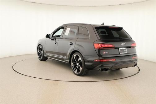 2023 Audi SQ7 4.0T Premium Plus