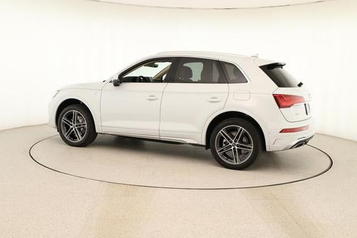 2023 Audi Q5 e 55 S line quattro Premium