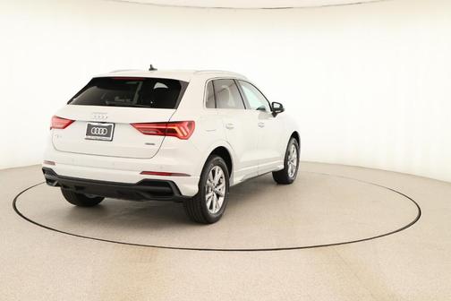 2025 Audi Q3 45 S line Premium