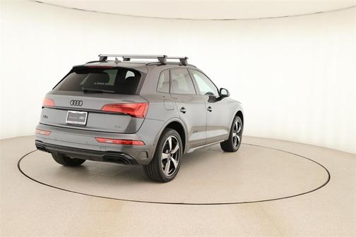 2023 Audi Q5 45 S line Prestige