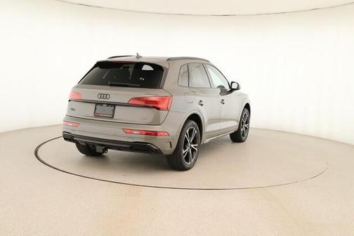 2025 Audi Q5 45 S line quattro Premium